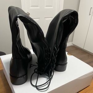 NEW Woman’s lace up knee high boots